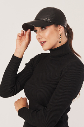 Black women's leather cap, Baseball cap