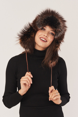 Women's fox fur trapper hat